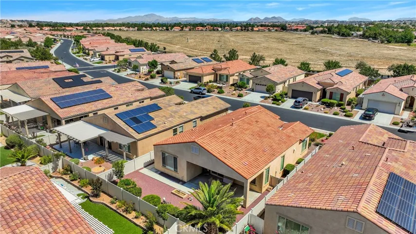 11156 Camden Street, Apple Valley, California 92308