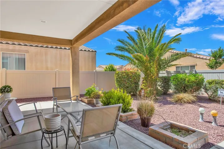 11156 Camden Street, Apple Valley, California 92308