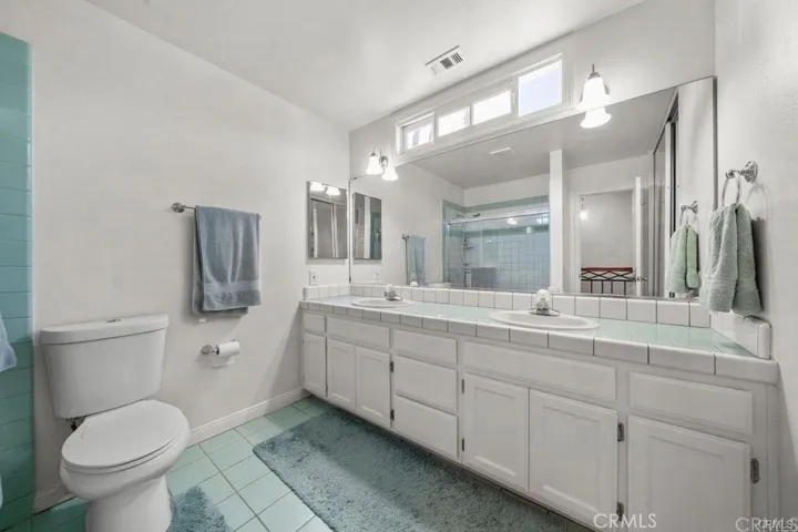 216 Roswell Avenue, Long Beach, California 90803