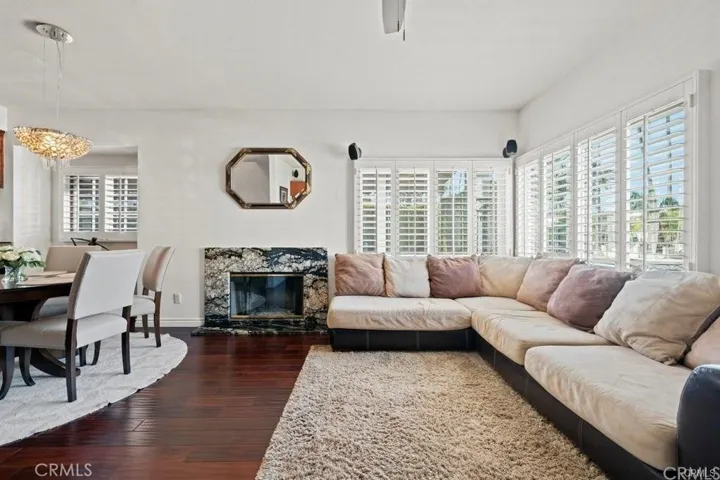 216 Roswell Avenue, Long Beach, California 90803
