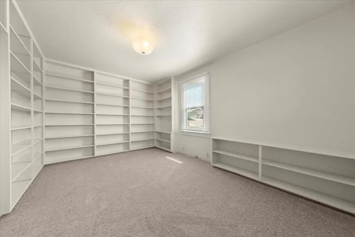 Hall Road, Royal Oaks, California 95076