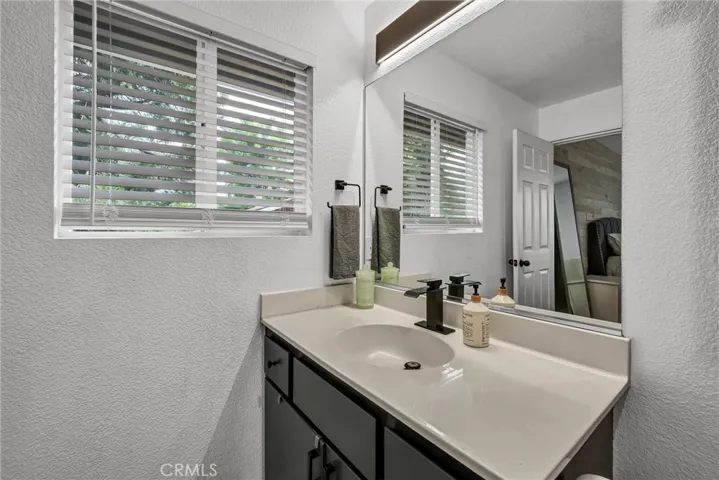 5080 Tomahawk Way, Kelseyville, California 95451