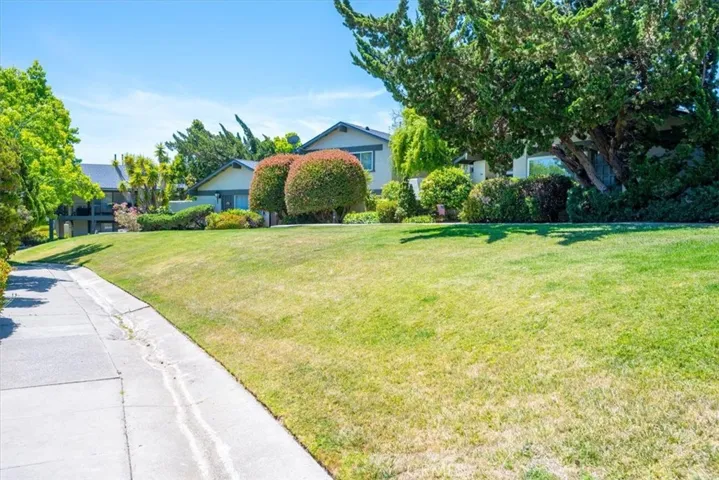 1750 Prefumo Canyon Road 17, San Luis Obispo, California 93405