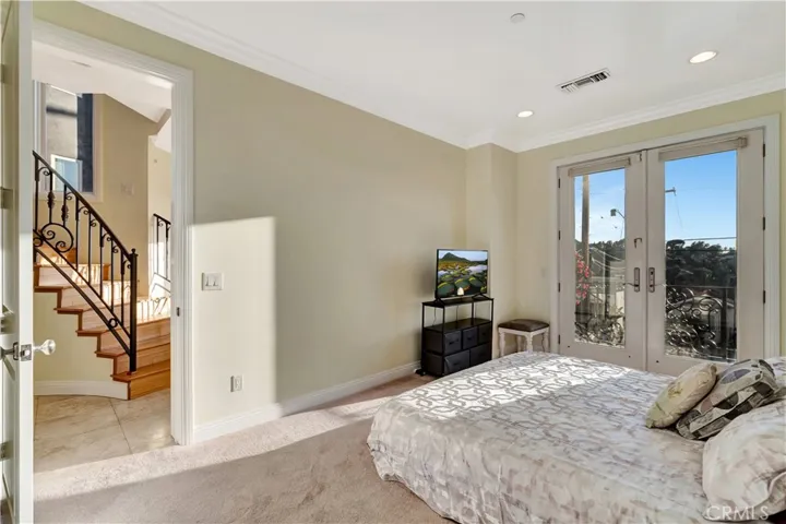 Bedroom 1st floor