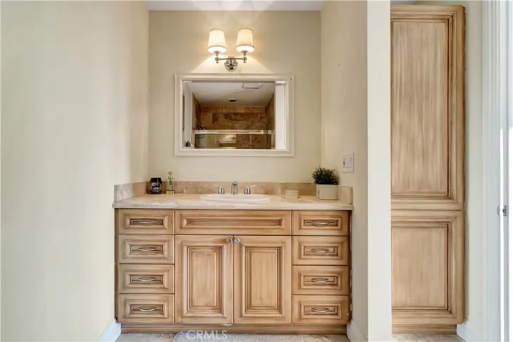 Bathroom in 1st floor bedroom