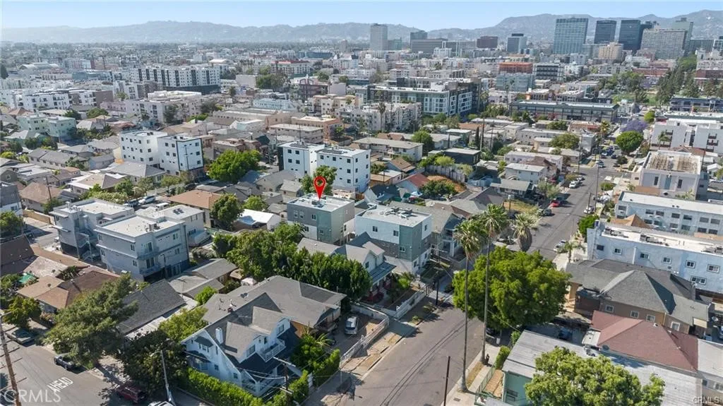 1143 Irolo Street, Los Angeles, California 90006 home-pic-46