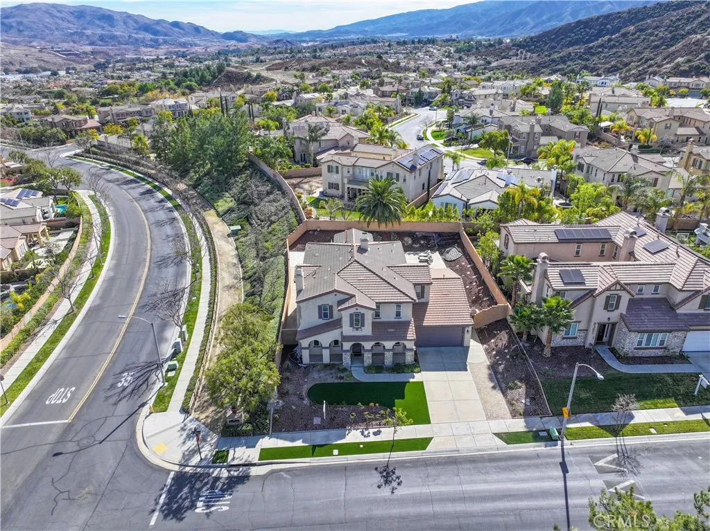 8365 Sanctuary Drive, Corona, California 92883 home-pic-1
