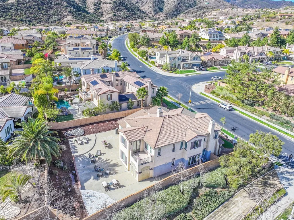 8365 Sanctuary Drive, Corona, California 92883 home-pic-2