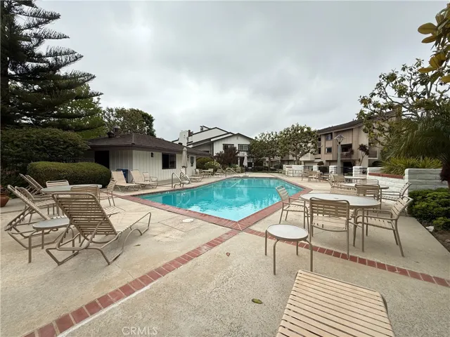 6310 Ridgemar Court, Rancho Palos Verdes, California 90275