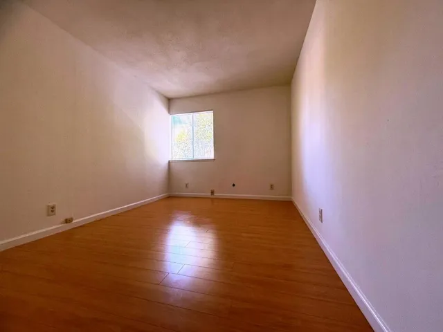 20072 Northcrest Square, Cupertino, California 95014