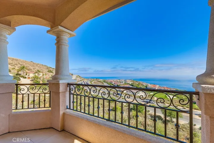 3304 Palo Vista Drive 2, Rancho Palos Verdes, California 90275