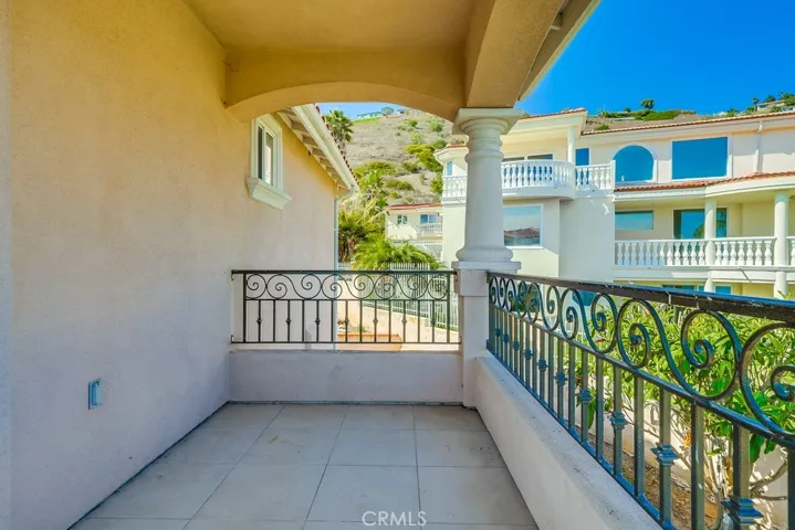3304 Palo Vista Drive 2, Rancho Palos Verdes, California 90275
