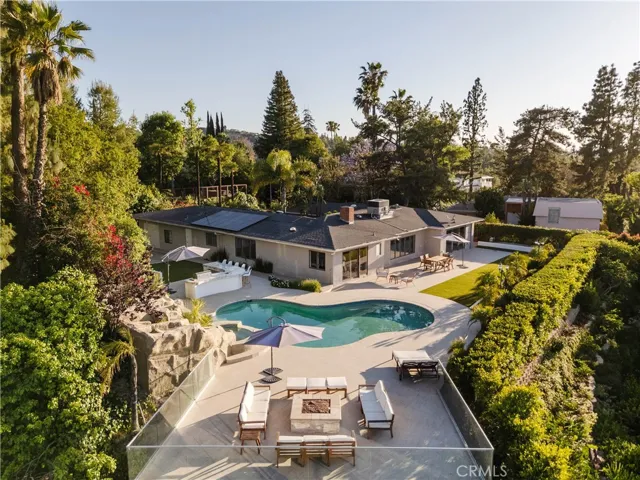 4935 Calvin Avenue, Tarzana, California 91356