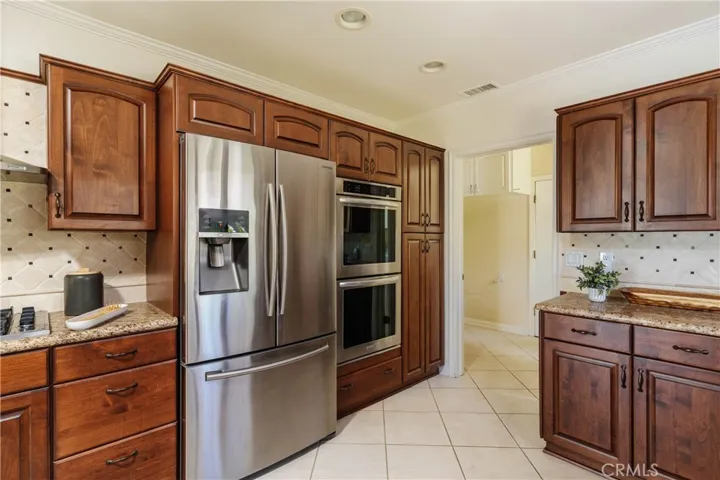 4935 Calvin Avenue, Tarzana, California 91356