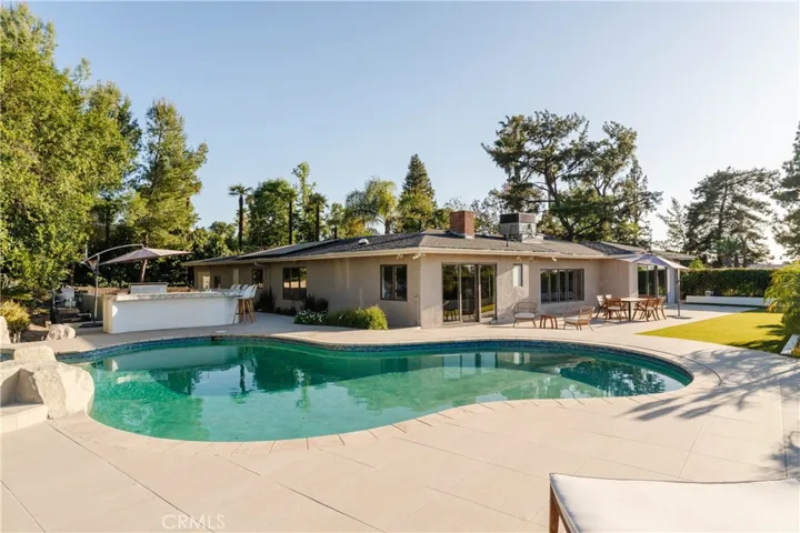 4935 Calvin Avenue, Tarzana, California 91356