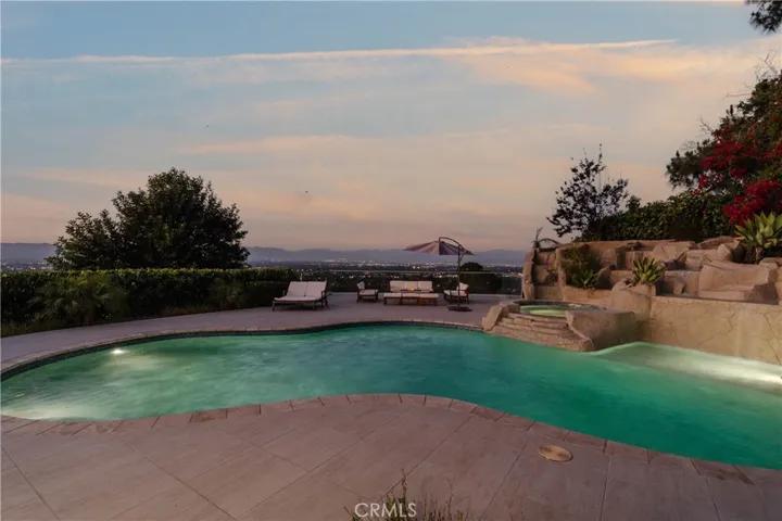 4935 Calvin Avenue, Tarzana, California 91356