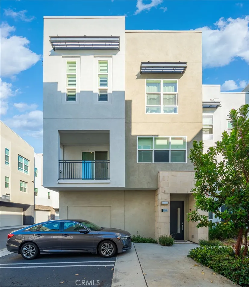 2318 Synergy, Irvine, California 92614 home-pic-18