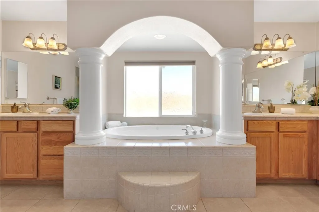 19410 Allegheny Court, Apple Valley, California 92307 home-pic-31