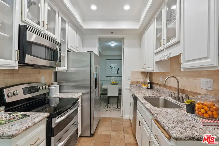 2112 Century Park Lane 113, Los Angeles, California 90067