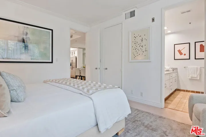 2112 Century Park Lane 113, Los Angeles, California 90067