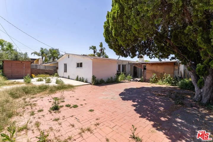 9870 Woodale Avenue, Arleta, California 91331