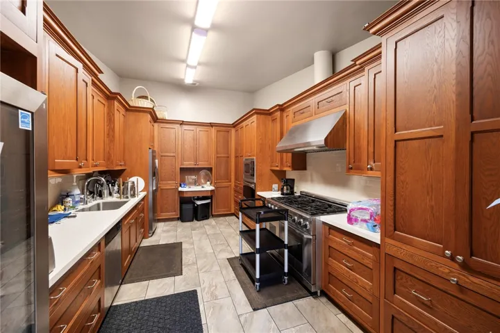 2051 W 236th Street, Torrance, California 90501