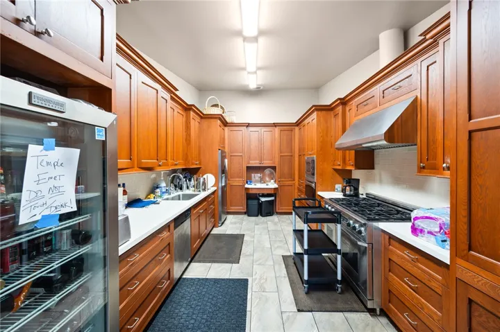 2051 W 236th Street, Torrance, California 90501