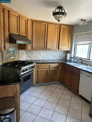 10959 Rio Ruso Dr, Windsor, California 95492