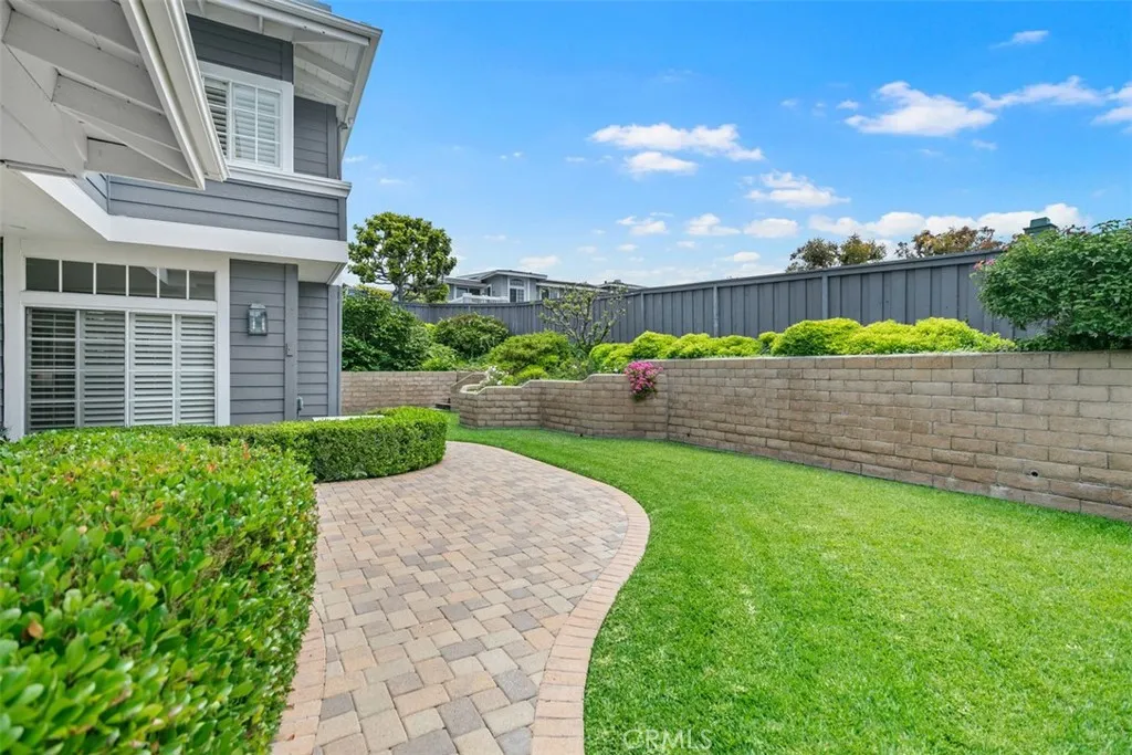 3510 Lilac Avenue 13, Corona Del Mar, California 92625 home-pic-26