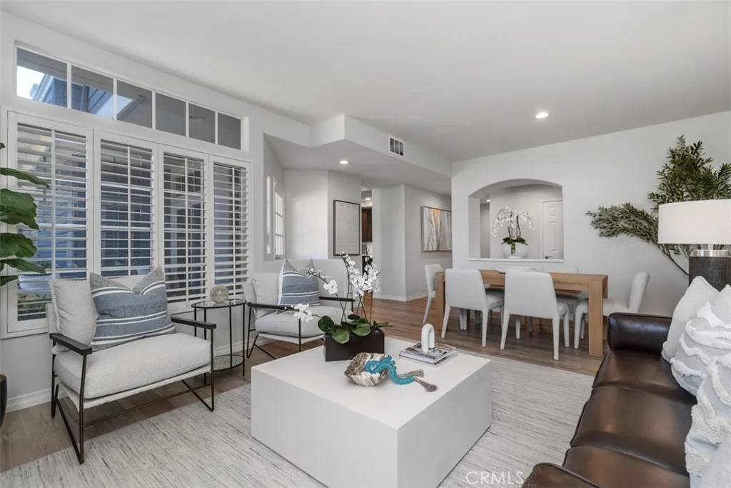 3510 Lilac Avenue 13, Corona Del Mar, California 92625 home-pic-3