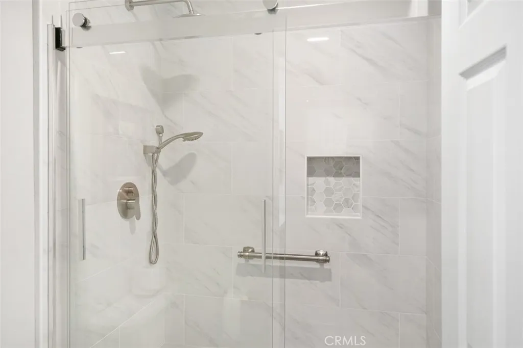 3510 Lilac Avenue 13, Corona Del Mar, California 92625 home-pic-11
