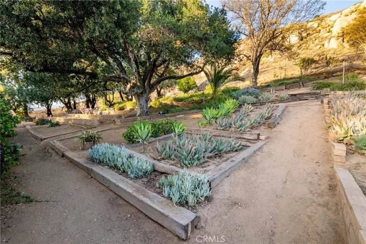 4899 Glenwood Drive, Riverside, California 92501