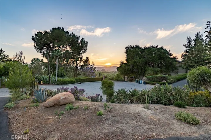 4899 Glenwood Drive, Riverside, California 92501