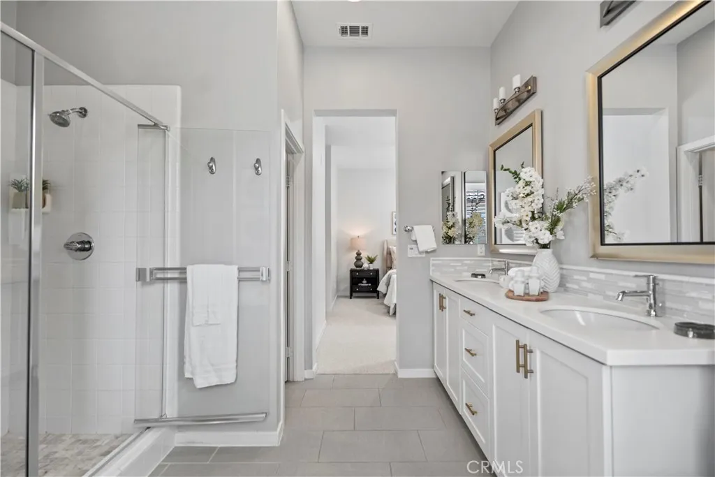 166 Borrego, Irvine, California 92618 home-pic-31