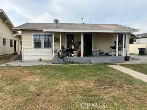 1413 E 77th Street, Los Angeles, California 90001