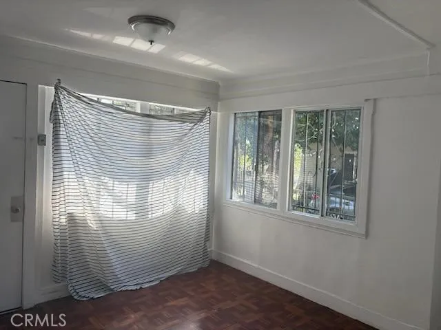 1413 E 77th Street, Los Angeles, California 90001