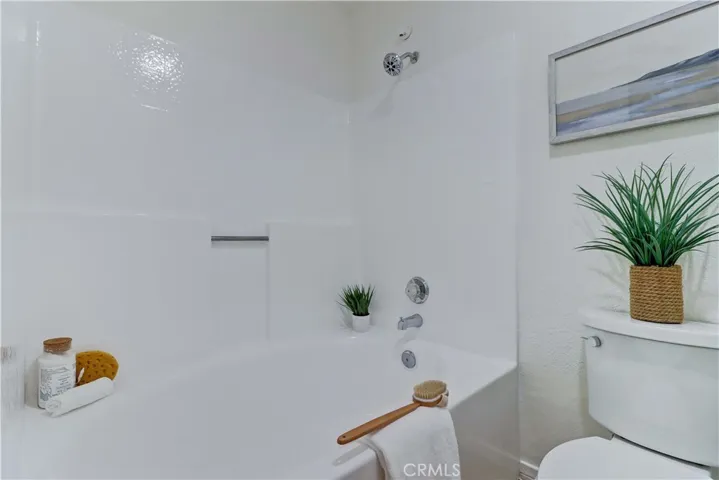 Large Soaking Tub