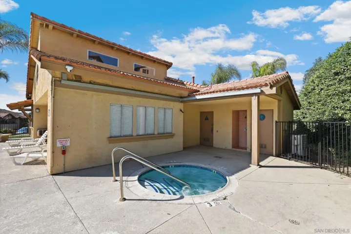 214 Woodland Pkwy 101, San Marcos, California 92069