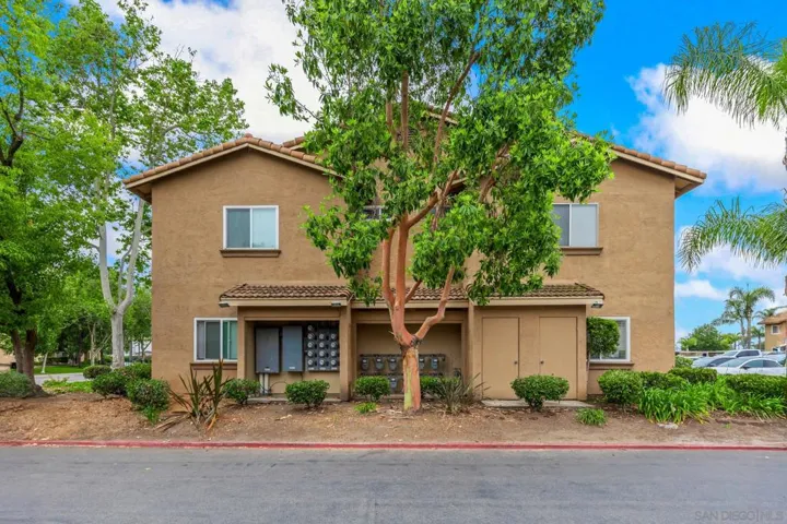 214 Woodland Pkwy 101, San Marcos, California 92069