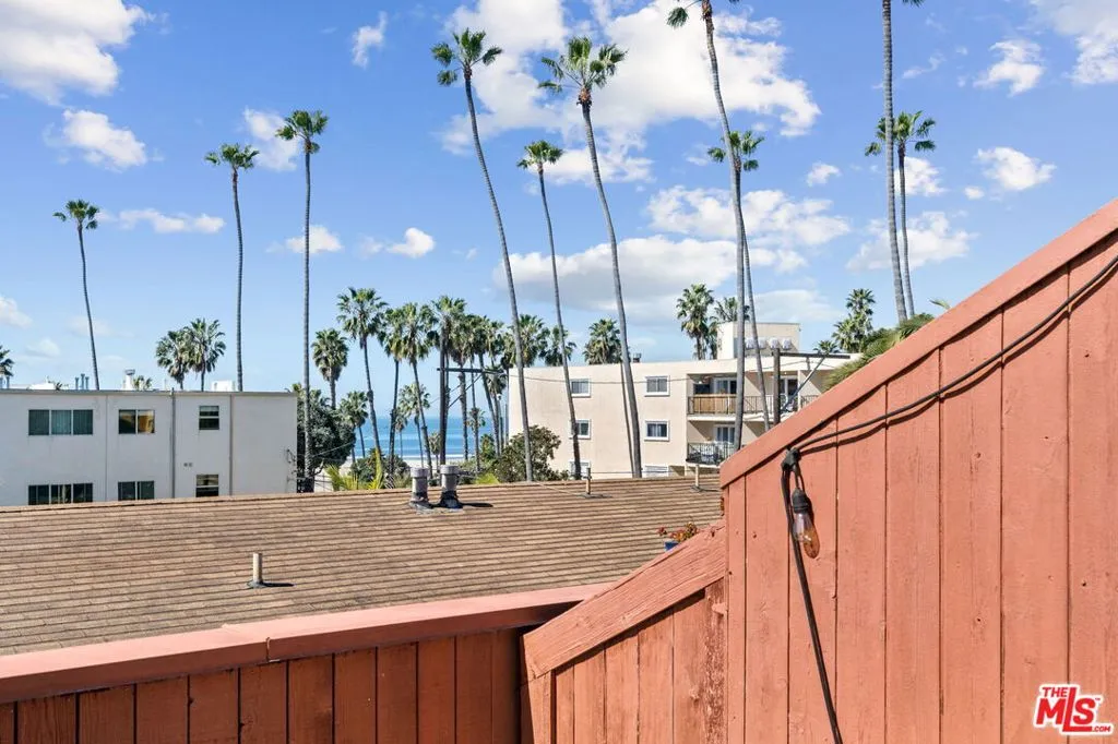 2108 Neilson Way, Santa Monica, California 90405 home-pic-25