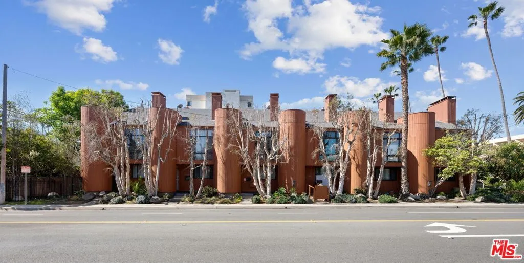 2108 Neilson Way, Santa Monica, California 90405 home-pic-41