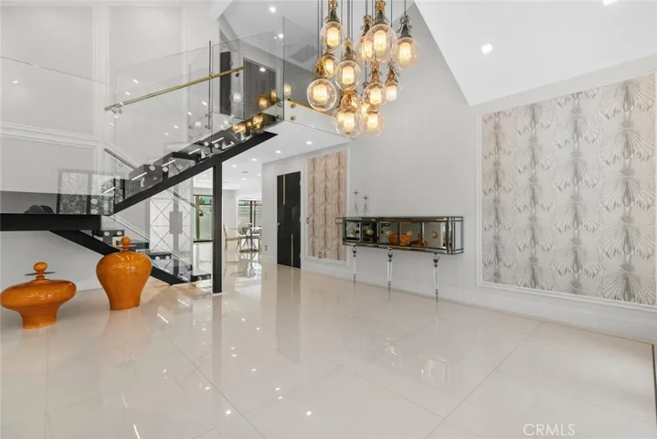 2223 Flintridge Drive, Glendale, California 91206