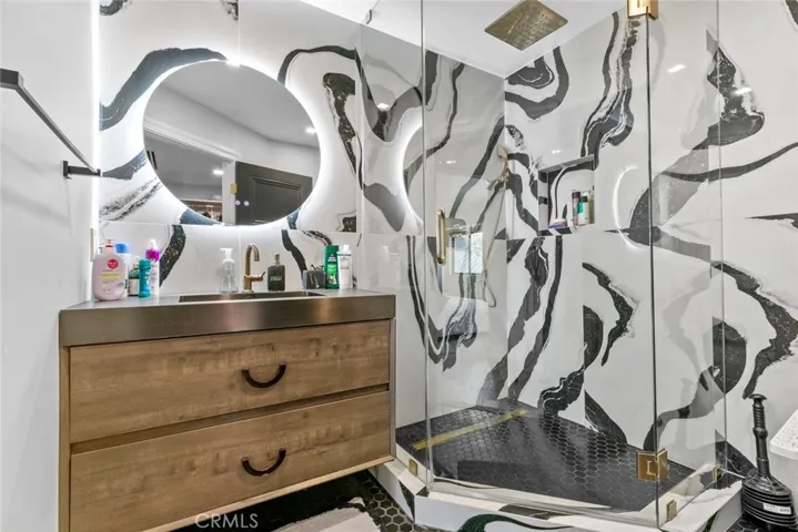 2223 Flintridge Drive, Glendale, California 91206