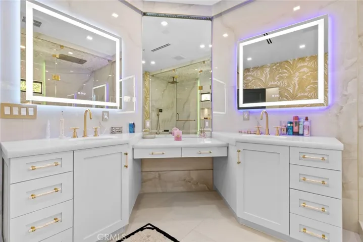 2223 Flintridge Drive, Glendale, California 91206