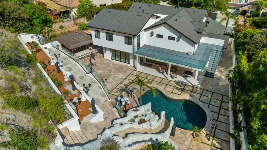 2223 Flintridge Drive, Glendale, California 91206