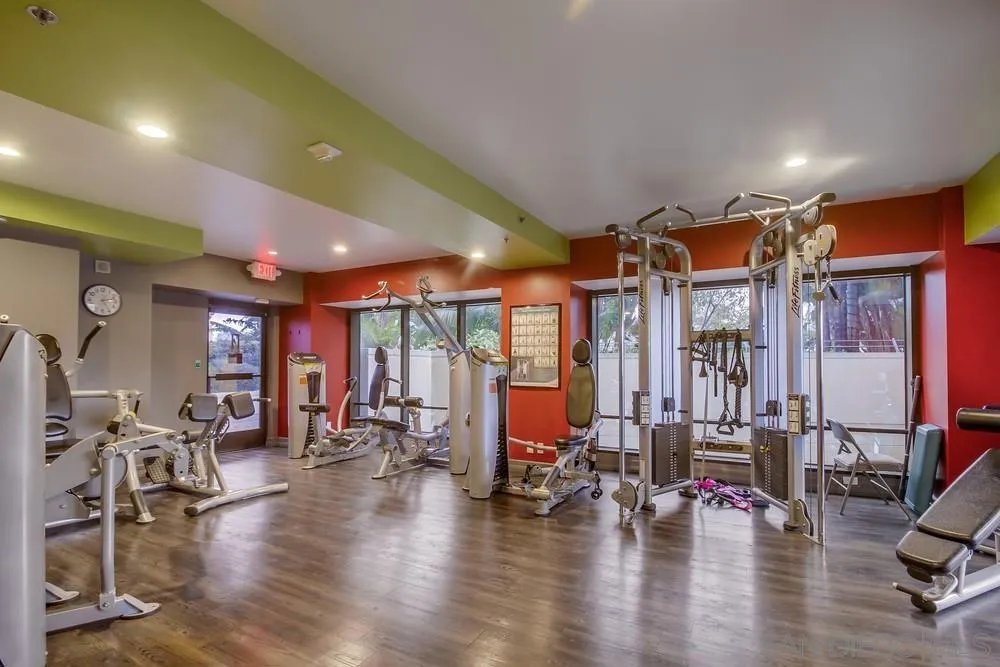 100 Harbor Drive 605, San Diego, California 92101 home-pic-24