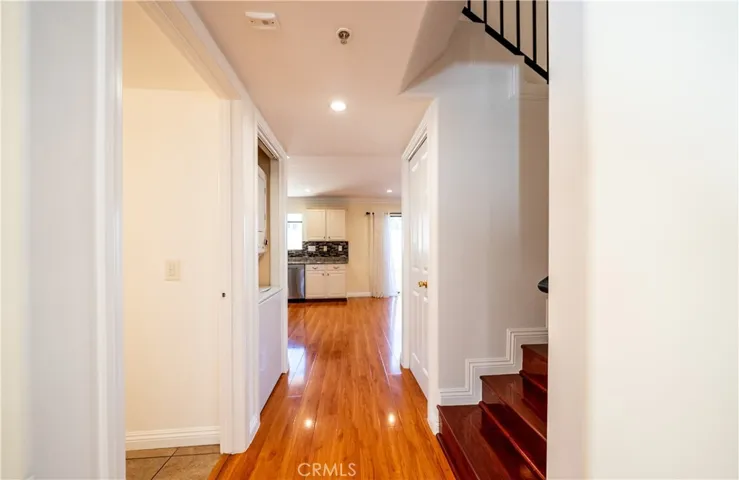 10894 Olinda Street 116, Sun Valley, California 91352