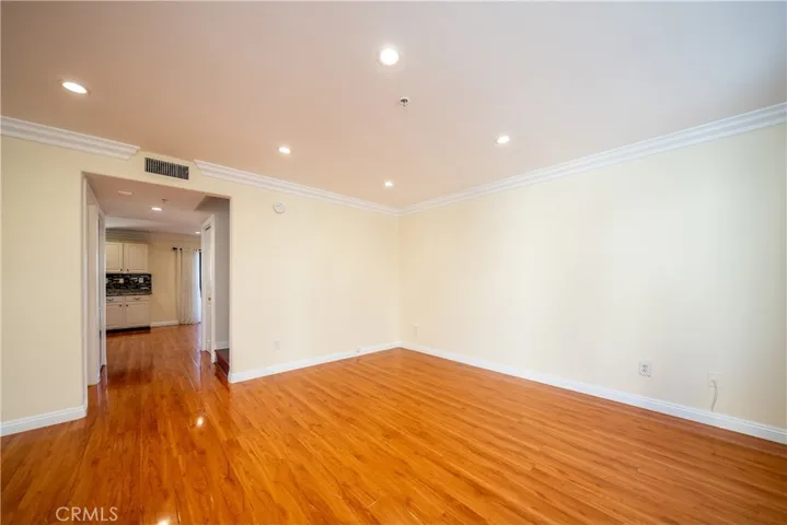 10894 Olinda Street 116, Sun Valley, California 91352