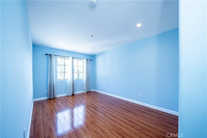 10894 Olinda Street 116, Sun Valley, California 91352