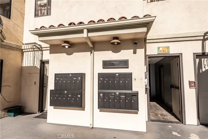 10894 Olinda Street 116, Sun Valley, California 91352